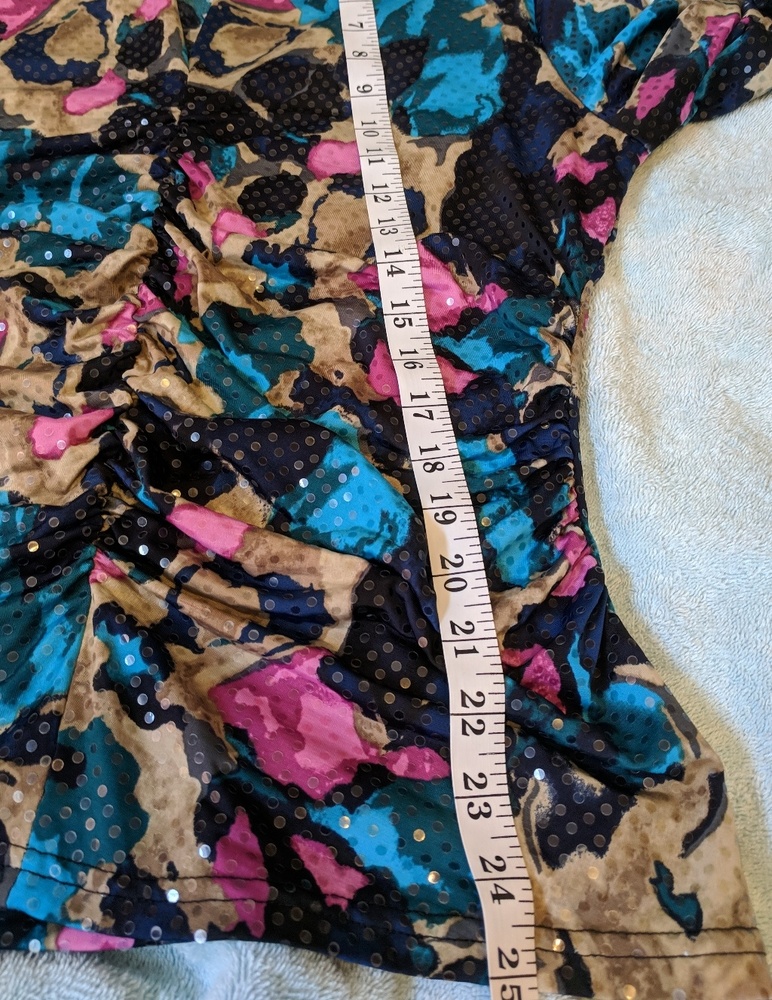 Gently Used Rafaella Ruched Bling Top Size Large - Picture 8 of 8